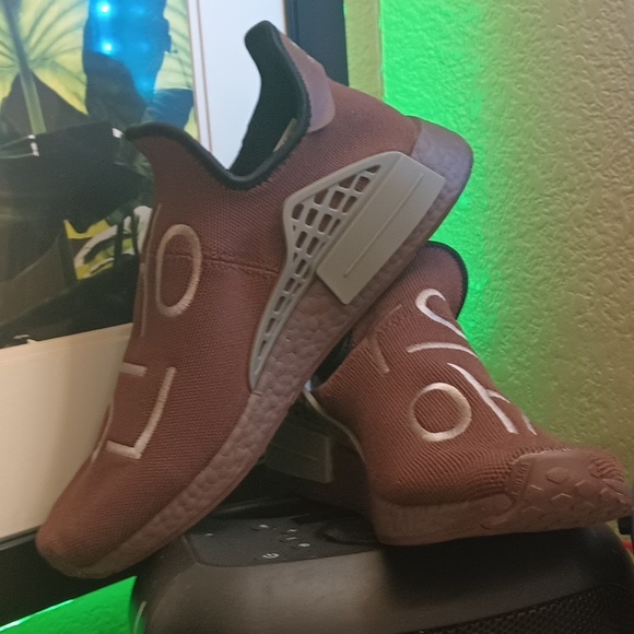Brand New - Adidas NMD HU - Pharrell Chocolate - Picture 1 of 1